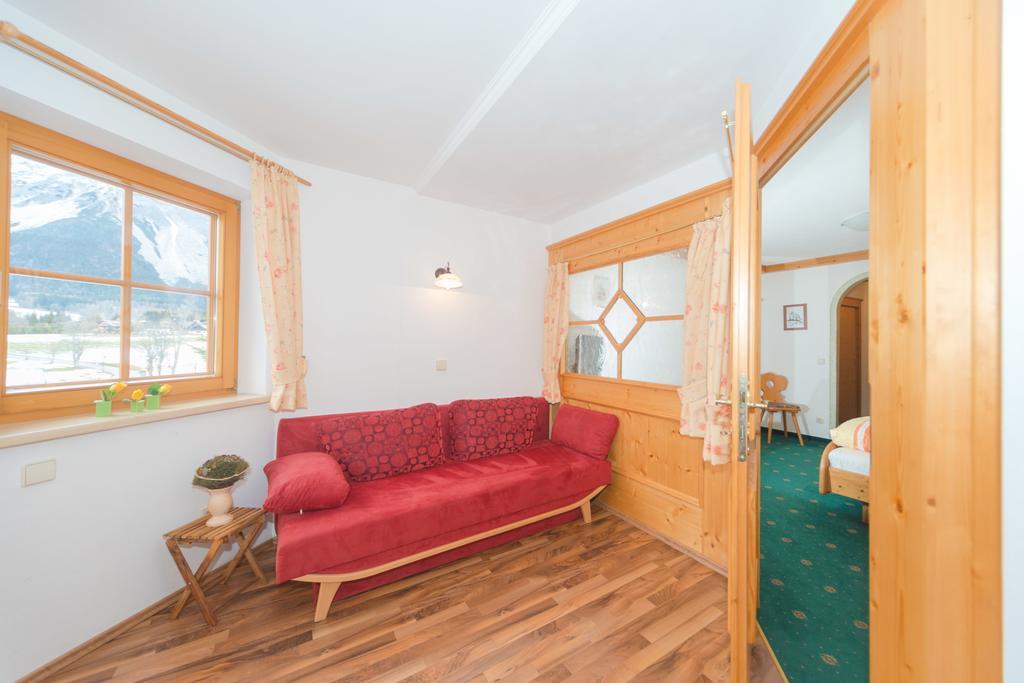 Landhaus Kirchgasser Ramsau am Dachstein Værelse billede